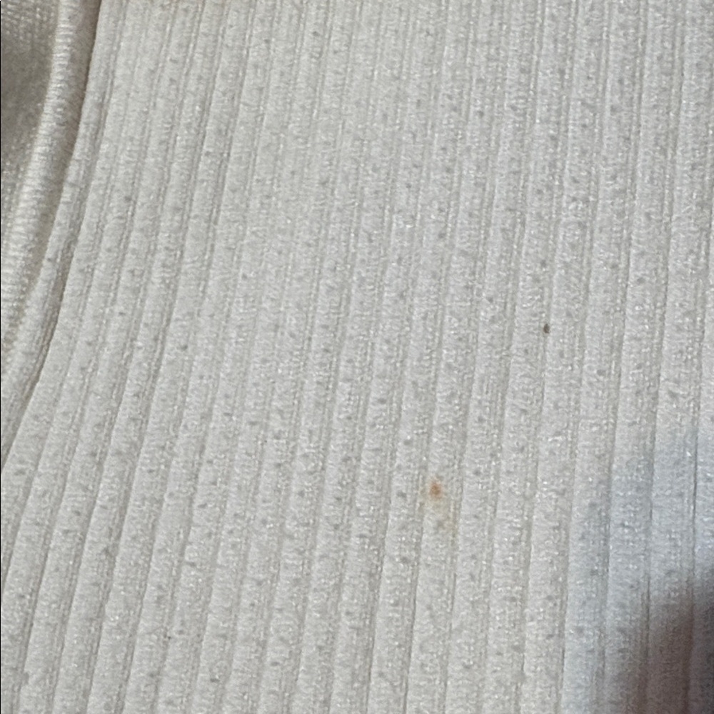 White Ribbed Knit Collared Sweater - Picture 3 of 8